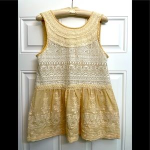Lace embroidered linen vintage like sleeveless top
